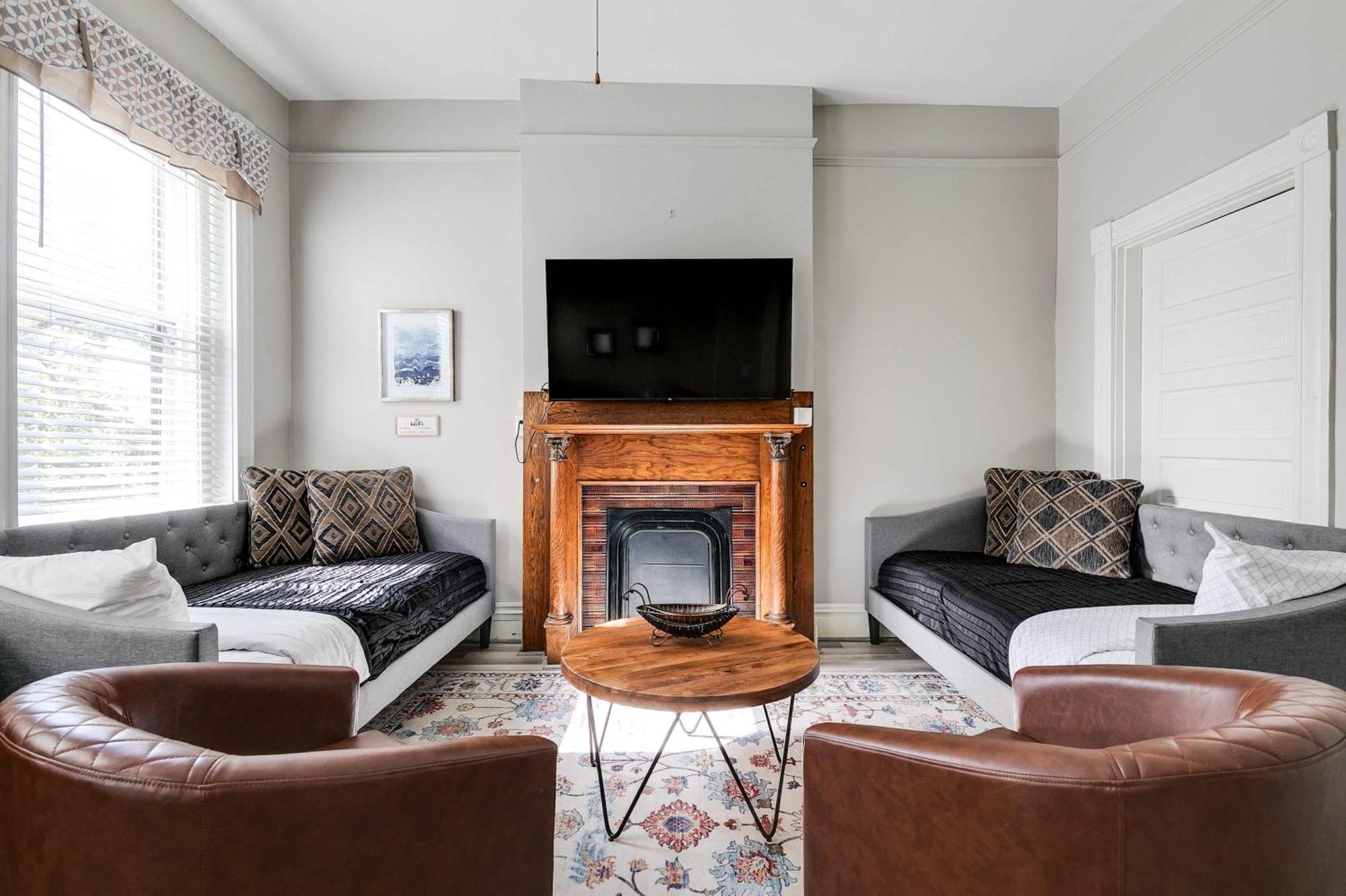 M2 Central Location 2 Mins To Vcu Free Parking Richmond Buitenkant foto