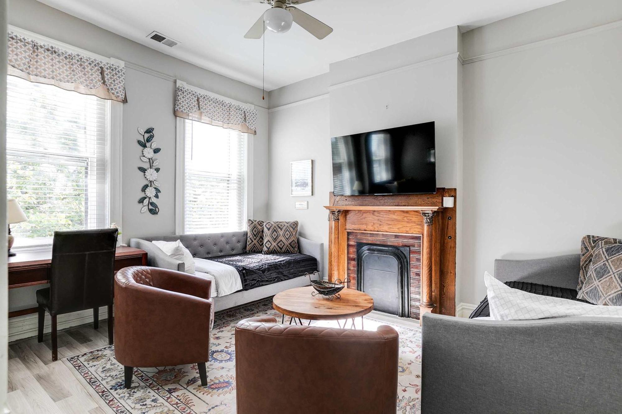 M2 Central Location 2 Mins To Vcu Free Parking Richmond Buitenkant foto